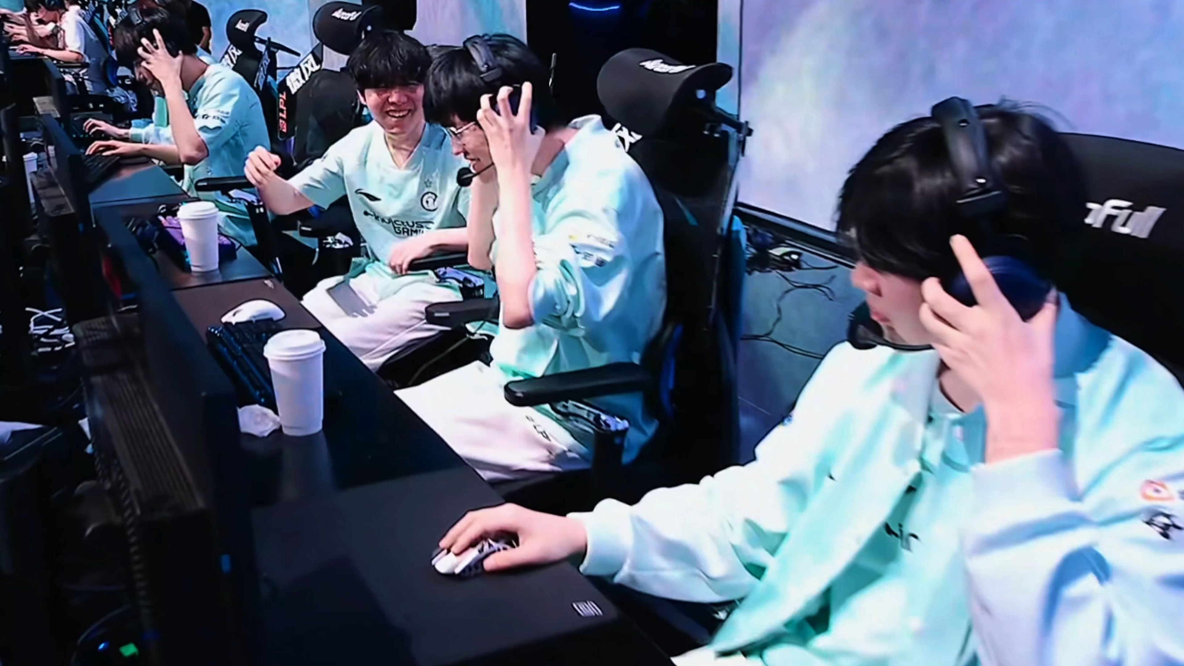 爆冷引爆全场！，JackeyLove意外战胜切尔西热度持续攀升的简单介绍-九游体育怎么买球