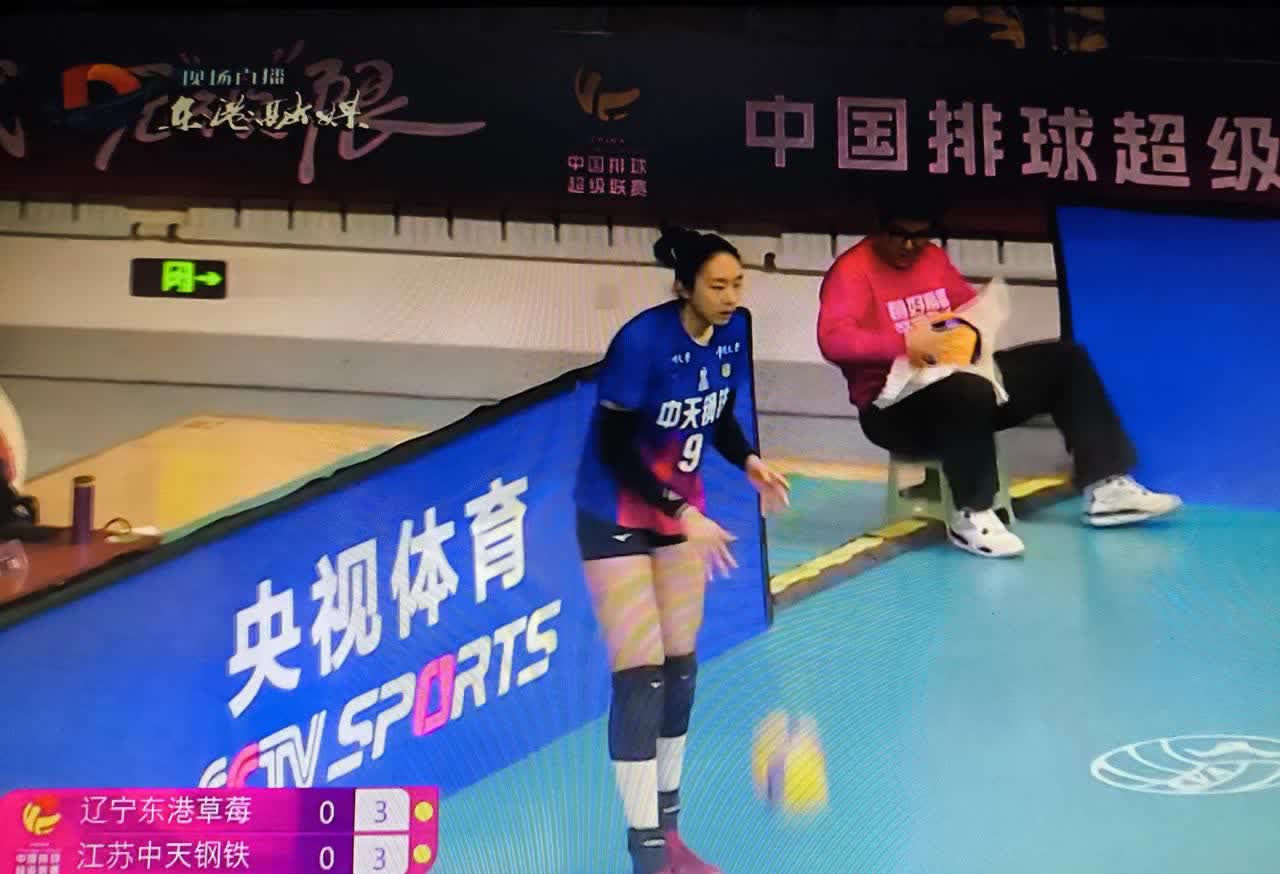 关于RNG观众热烈欢呼！，詹姆斯迎来七赛季出色发挥全场沸腾不已的信息-jiuyou网页登录