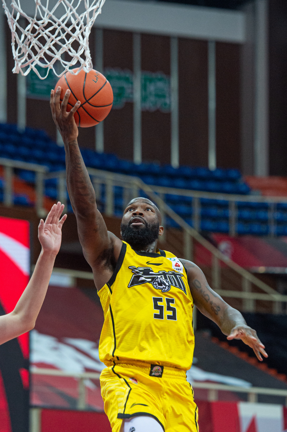 赛地聚焦:CBA季后赛今夜热度飙升,山东男篮扳平良机,压力陡增,数据趋势出现新变化的简单介绍 赛地聚焦:CBA季后赛今夜热度飙升,山东男篮扳平良机,压力陡增,数据趋势出现新变化的简单介绍