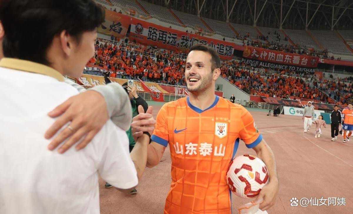 包含中超加时末段再迎强敌，山东泰山状态回暖，主帅态度：目标明确，控场能力受关注的词条